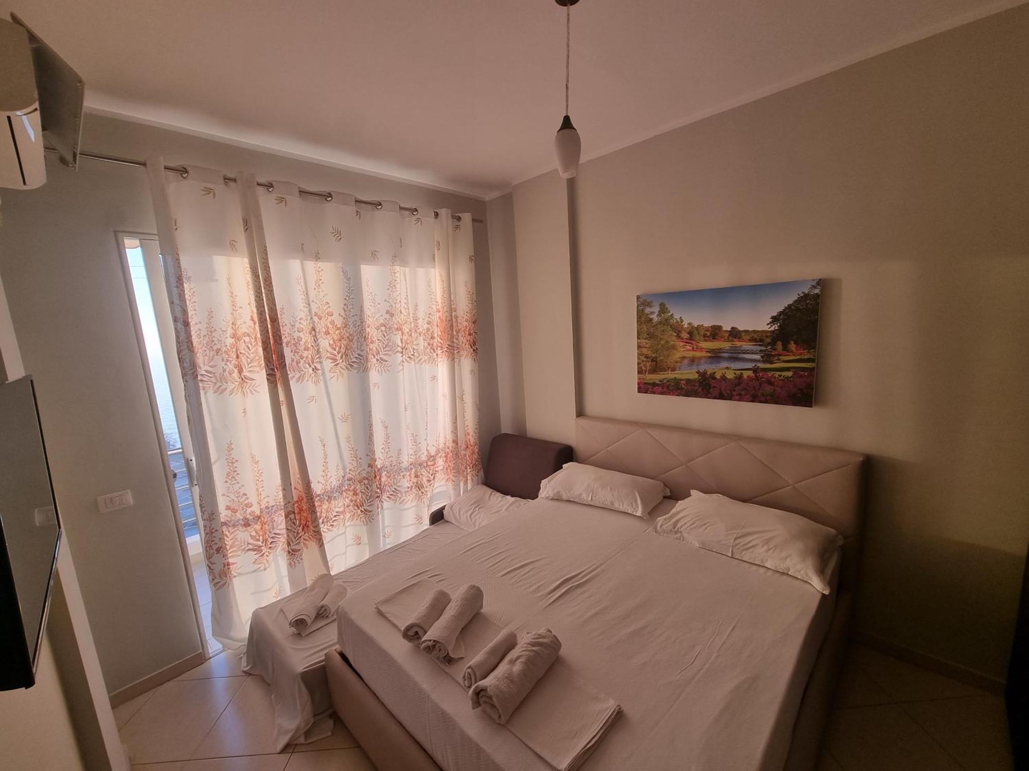 Hotel Ble Ble Vlorë Εξωτερικό φωτογραφία